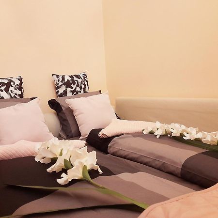 Andrassy Boulevard Central Apartment บูดาเปสต์ ภายนอก รูปภาพ